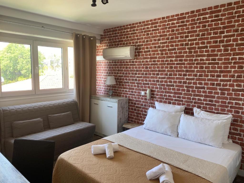 Resothel Le Gabian Hotel Saint-Laurent-du-Var Eksteriør billede